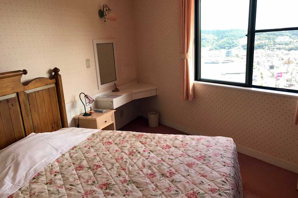 セミダブルルーム